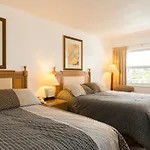 Carriage House Resort