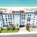 Barefoot Beach Club