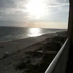 Ocean Reef 2 Bedroom/2 Bath!