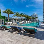 Espectacular Condo Esquina Beach House Hollywood Apartamento