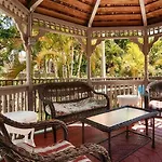 Days Inn & Suites By Wyndham Bonita Springs North Naples