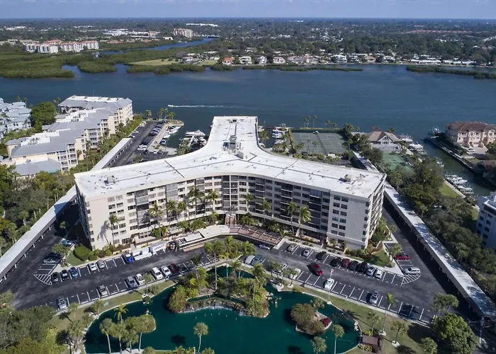 Harbor Tower Intracoastal Condo