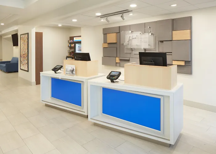 Holiday Inn Express Boca Raton - West By Ihg