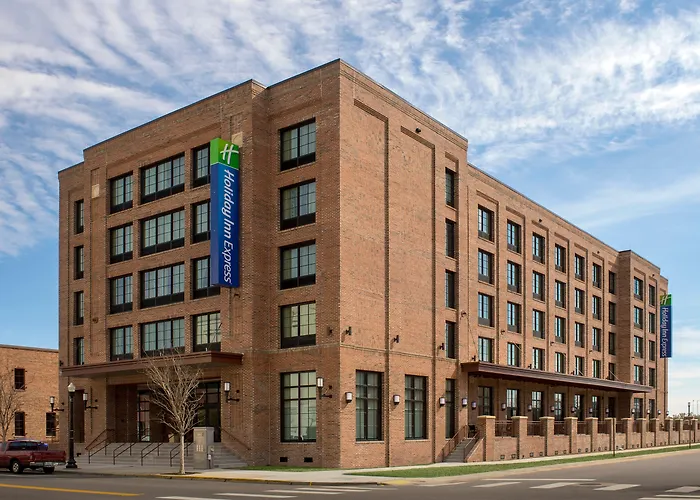 Holiday Inn Express Pensacola Downtown By Ihg