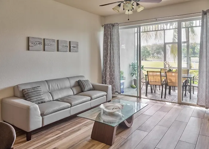 Free Golf! Stay, Play, Work From Luxury 2Bdr Plus Den 1St Floor Villa In Lely Golf Resort