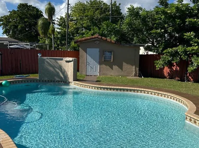 Kay Pool House