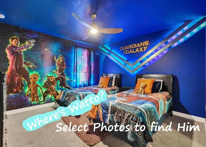 Stunning 9-Br Themed Home With Free Access To A Water Park!