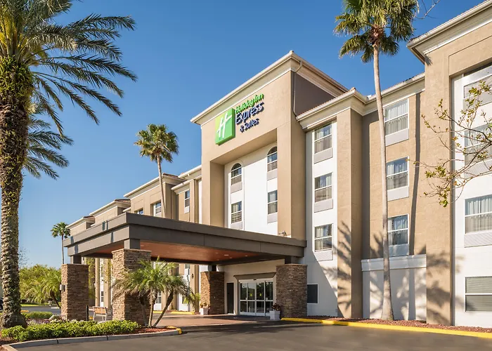 Holiday Inn Express & Suites Orlando International Airport By Ihg