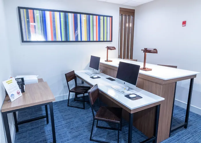 Holiday Inn Express Hotel & Suites Crestview South I-10 By Ihg