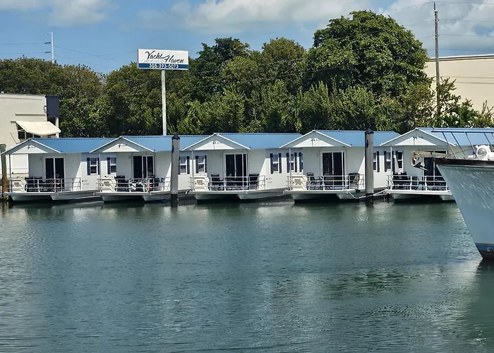Yacht Haven