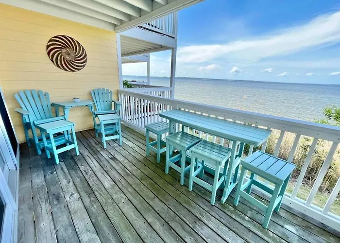 Innerarity Townhomes Unit 16064