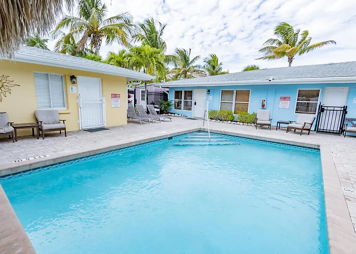 Siesta Key Beachside Villas