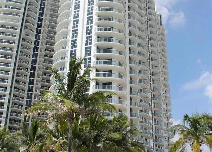 Marenas Beach Resort