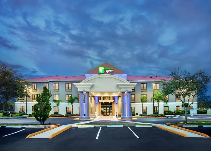 Holiday Inn Express & Suites - Sebring