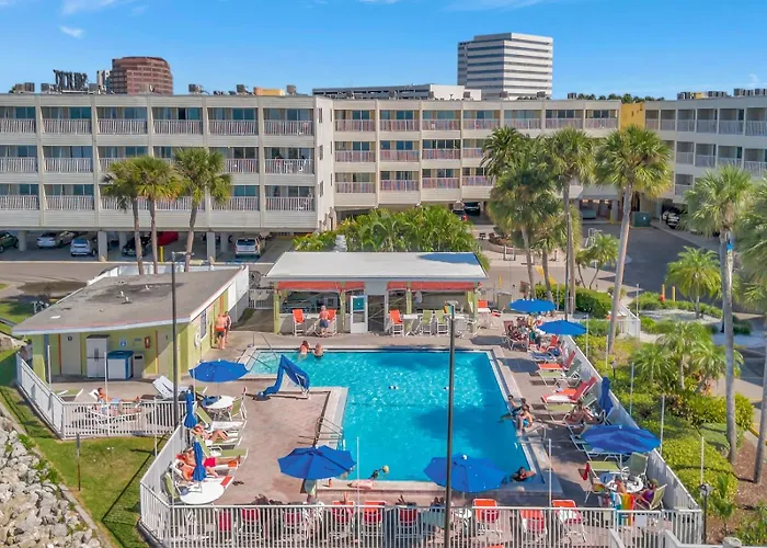 The Hemingway Subtropical Luxury On The Tampa Bay