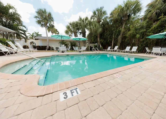 The Sea Spray Resort