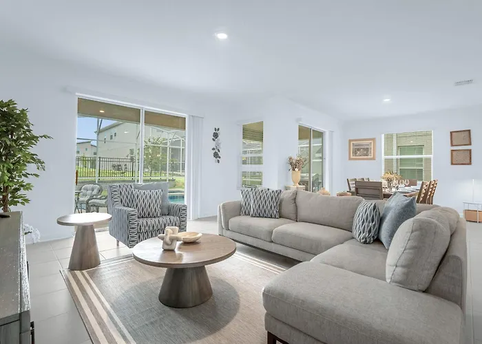 Upstay - New Build At Championsgate With Spa & Pool