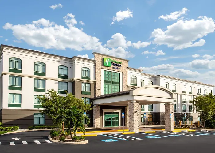 Holiday Inn Express & Suites Bradenton East-Lakewood Ranch By Ihg