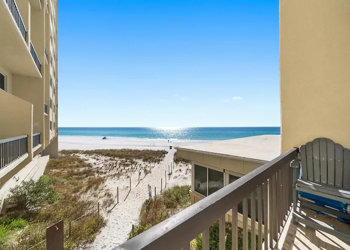 Shore Beats Work Gulf-Front Escape With Stunning Views & Balconies
