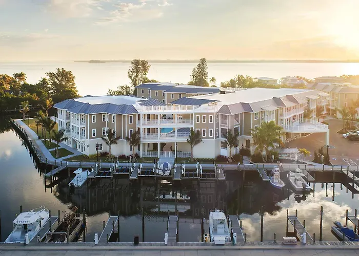 Waterline Villas & Marina, Autograph Collection