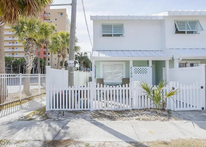 Dream Beach Escape - 200Ft To Waves - Breakfast - Private Hot Tub Awaits