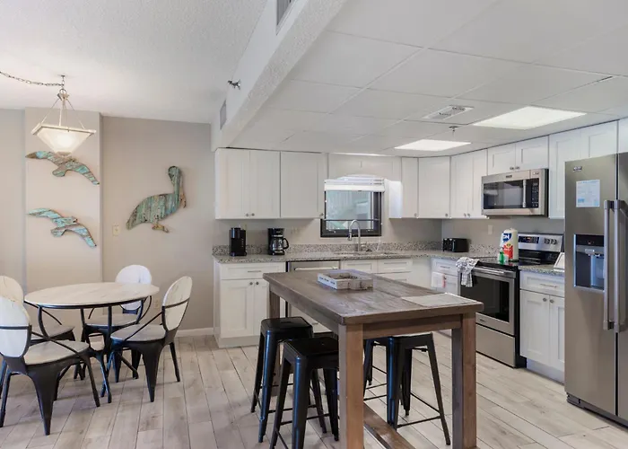 Watercrest 210- Sleeps 12 - Thomas Drive Retreat