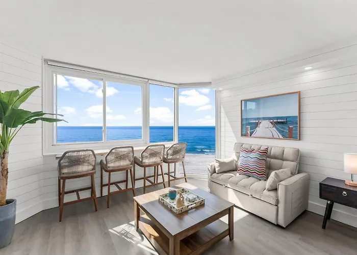 Fantastic Fully Renovated Beach Front Condo - Incredible View - Top Of The Gulf 723