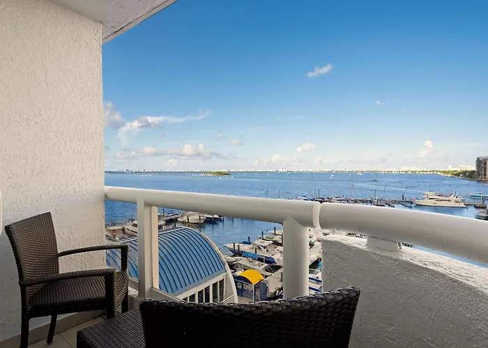 Doubletree By Hilton Grand Hotel Biscayne Bay