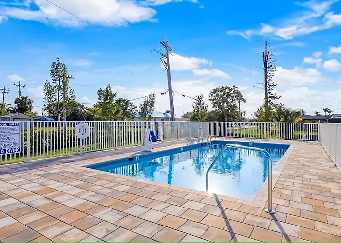 Gulf Access With Boat Slip, Heated Saltwater Pool, Dog-Friendly-Bacino Vista #308 - Roelens