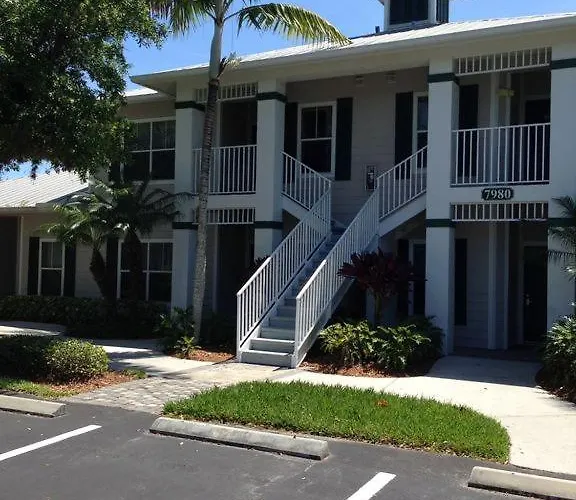 Greenlinks Naples Florida Condo