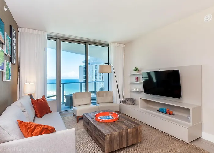 2 Bedroom On 17Th Floor On The Beach Resort