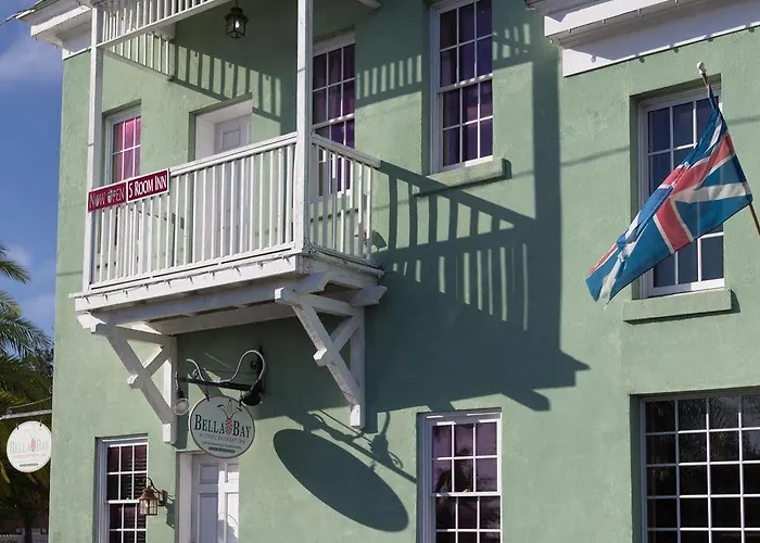 Bella Bay Inn