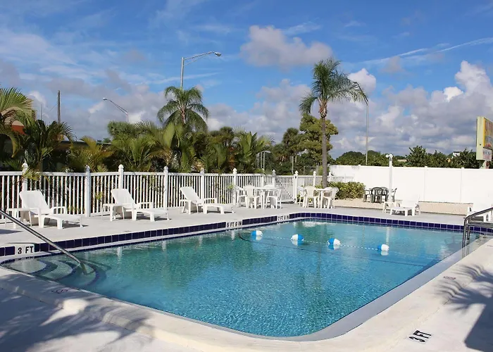 Sunshine Inn & Suites Venice, Florida