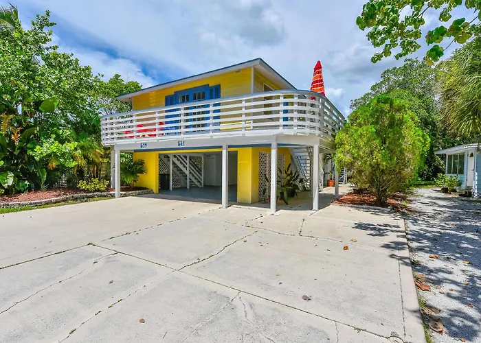 Banana Cabana By Beachside Management