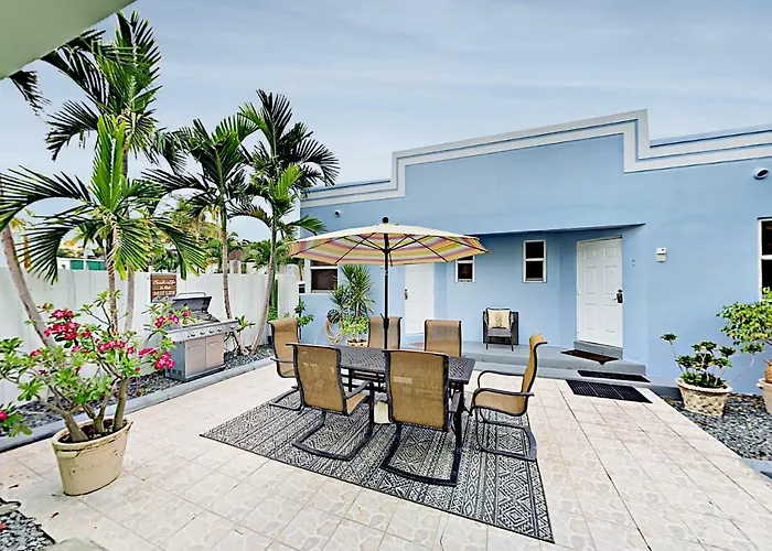 Art Deco Beach Bungalows