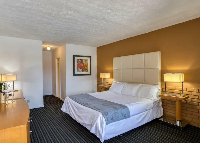 Oyo Hotel Pompano Beach