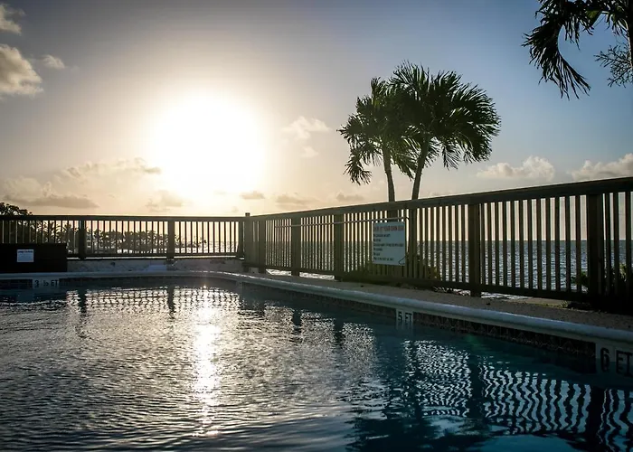 Ragged Edge Resort & Marina