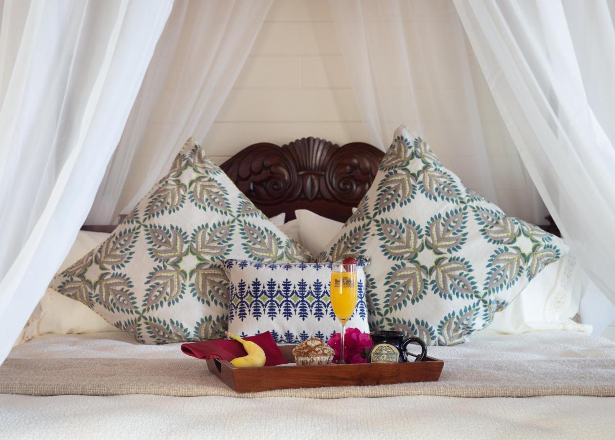 Port D'hiver Bed & Breakfast 4*