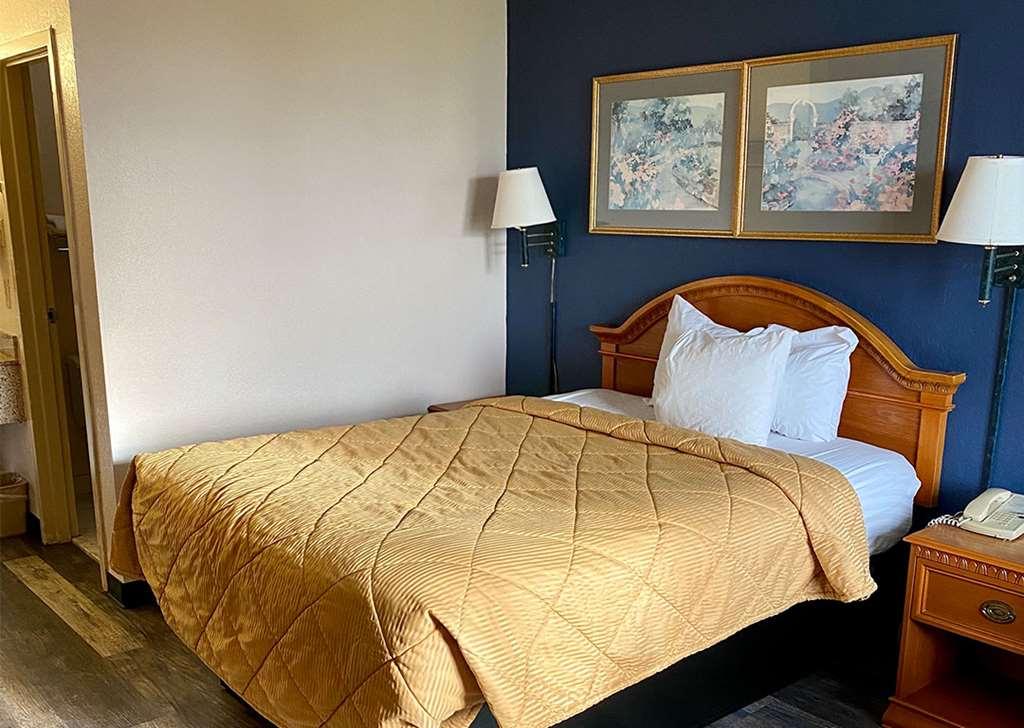 6 Marianna, Fl Hotel