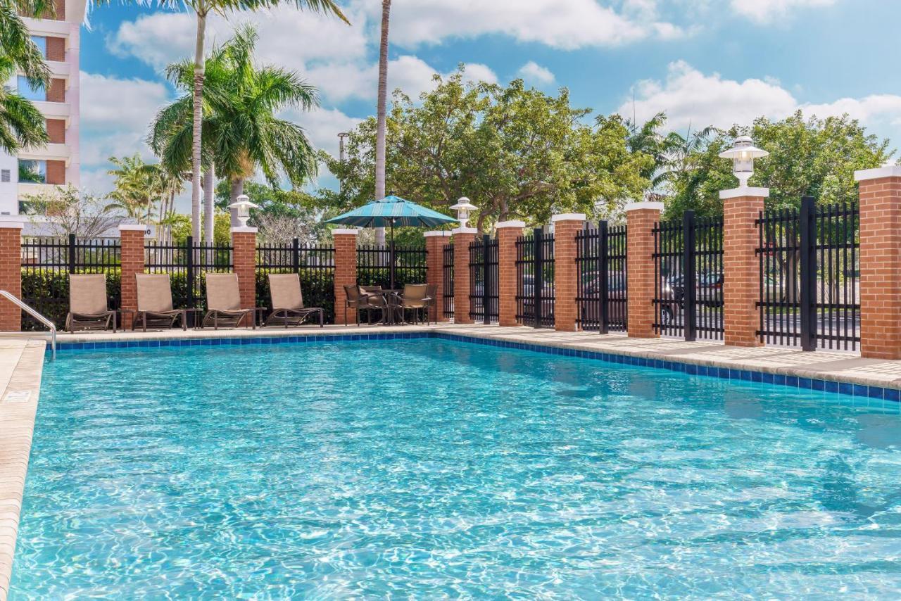 Hyatt Place Lauderdale Airport/cruise Port