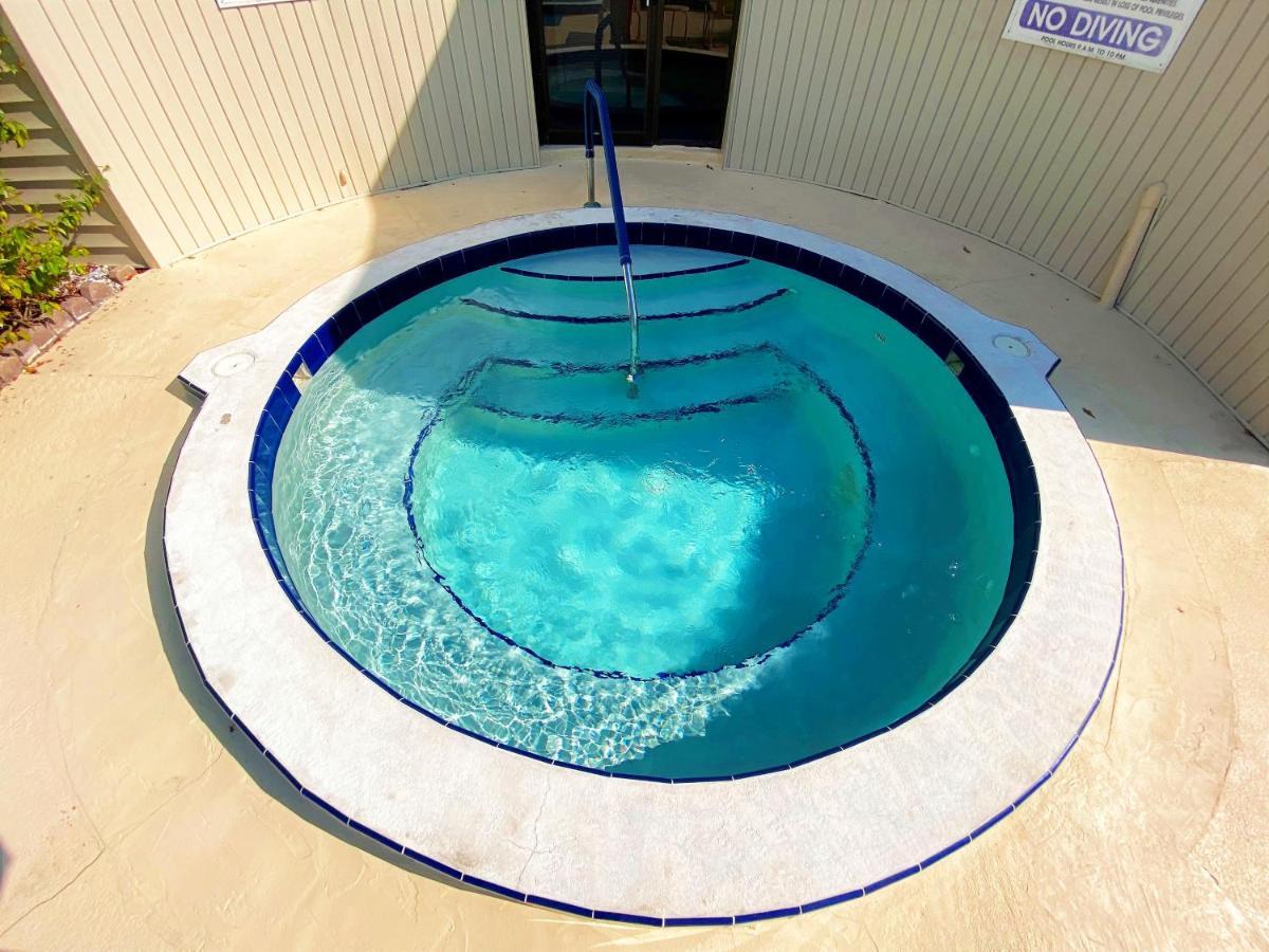 Camelot By The Sea Aparthotel Tierra Verde