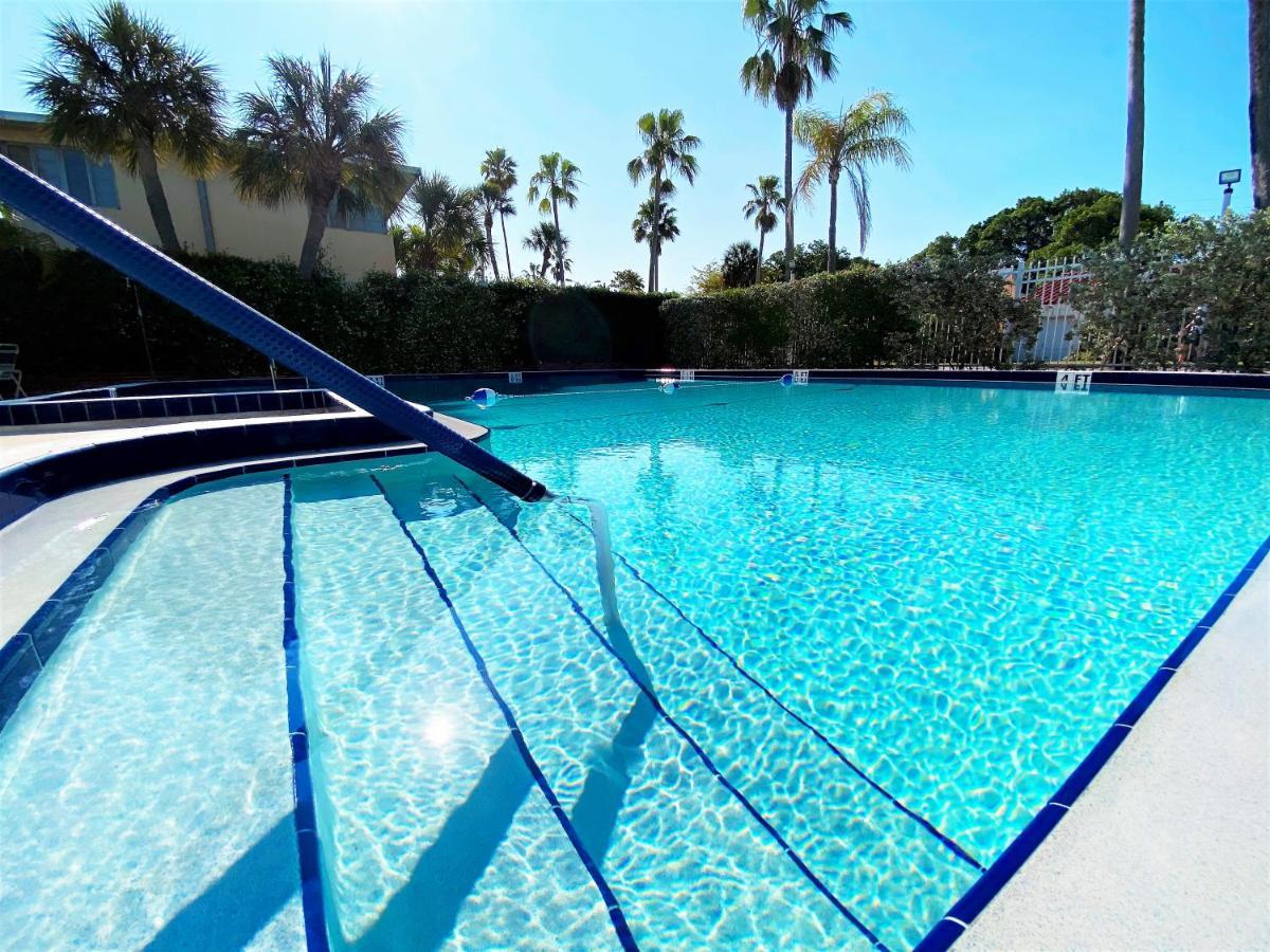 Camelot By The Sea 3*