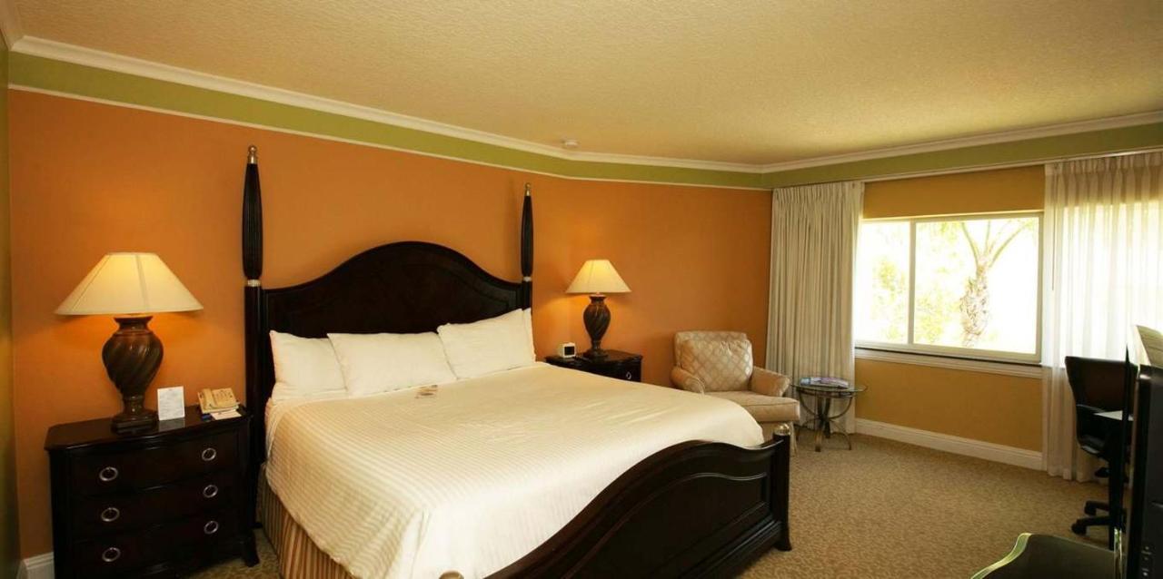 & Trademark Collection By Wyndham Resort Safety Harbor