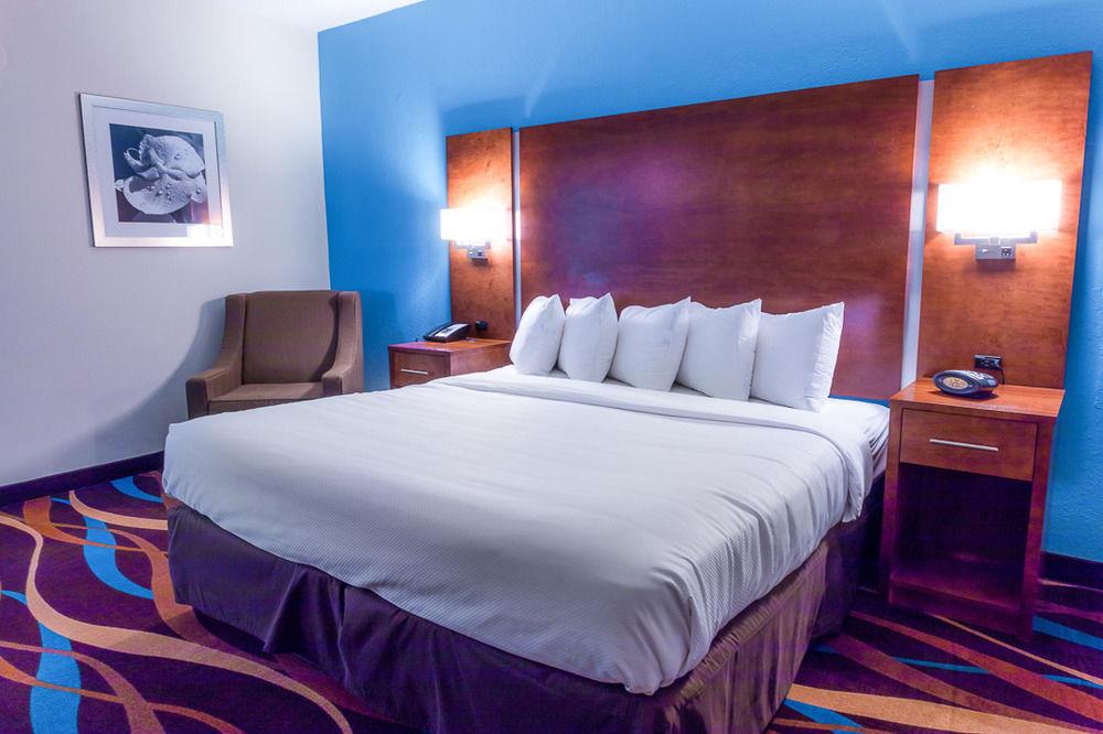 Hotel Four Points By Sheraton Lauderdale Airport/cruise Port 3*