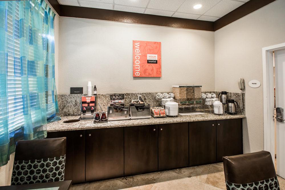 Four Points By Sheraton Lauderdale Airport/cruise Port Hotel