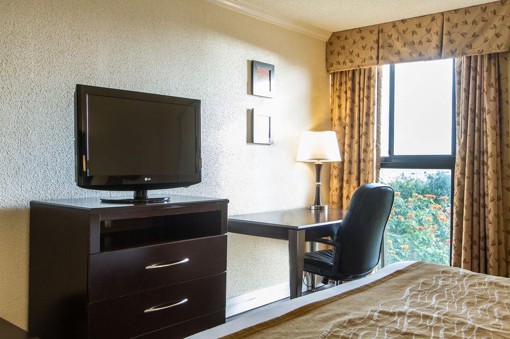 Inn Comfort Oceanside Deerfield 3*