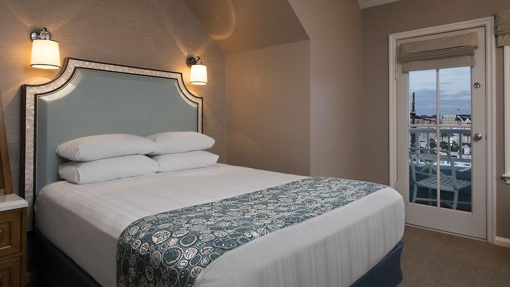 Disney's Club Hotel