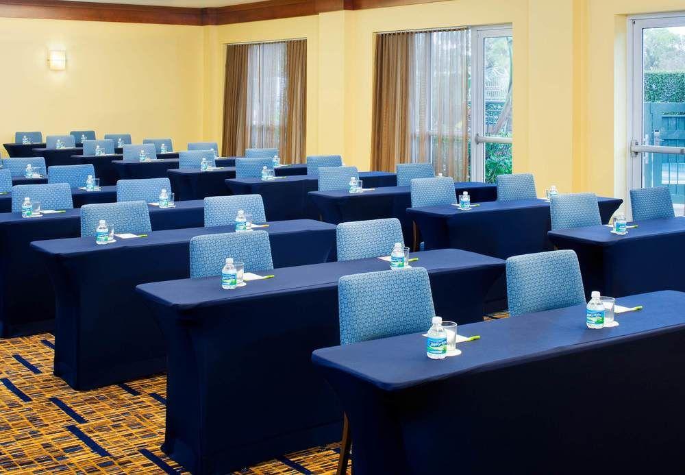 Courtyard By Marriott Lauderdale Airport & Cruise Port Hotel Dania Beach