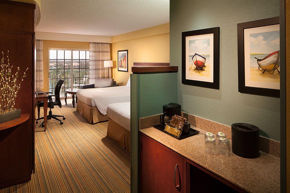 Courtyard By Marriott Lauderdale Airport & Cruise Port Dania Beach