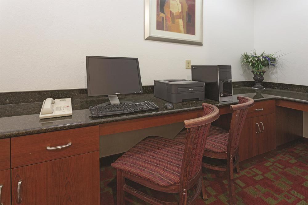 Hotel La Quinta By Wyndham 3*